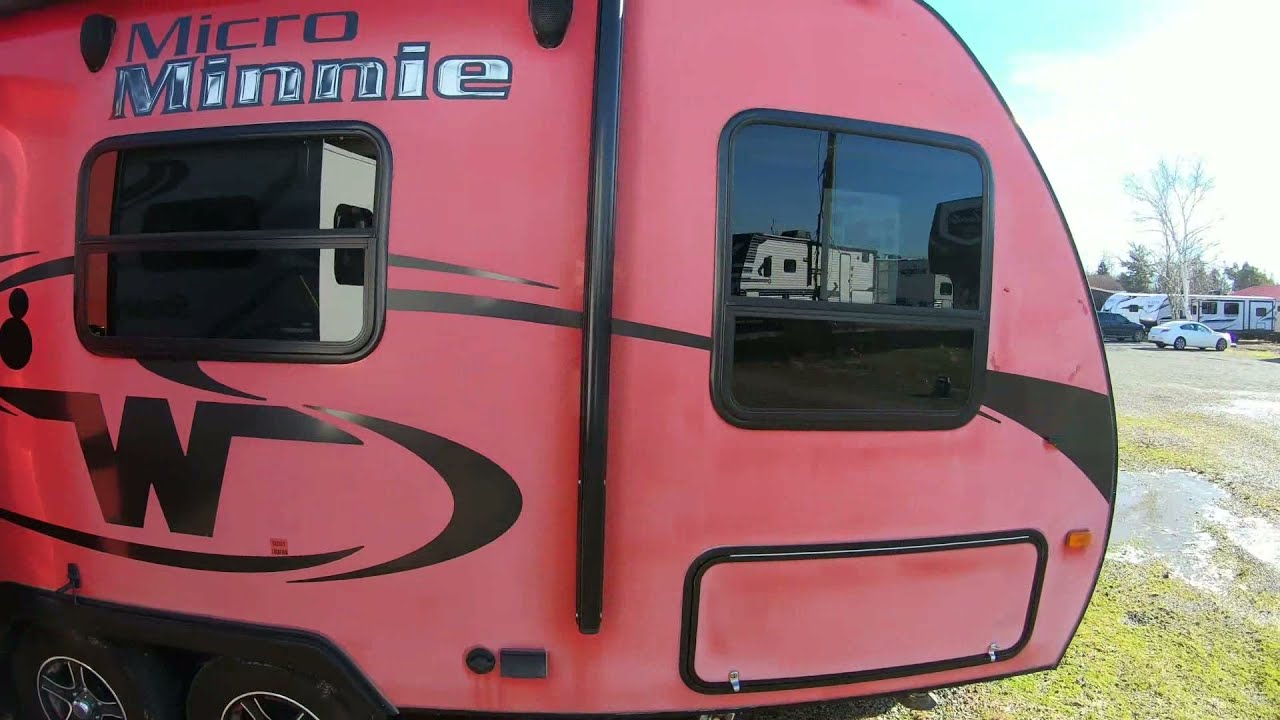 2017 Winnebago Micro Minnie 1706FB Used Travel Trailer For Sale