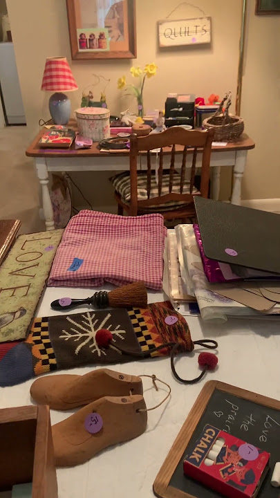LOVE a well run estate sale- way to go #seniorsrelocationservices in Sopo. #estatesale #thrifting