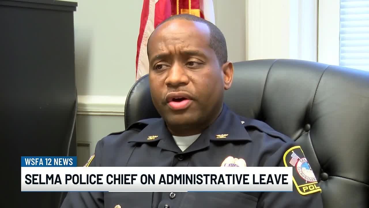 Selma police chief placed on administrative leave - YouTube