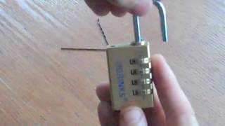 How To Pick a Brinks Number Lock by Raymond Hamby 1,402,317 views 13 years ago 1 minute, 36 seconds