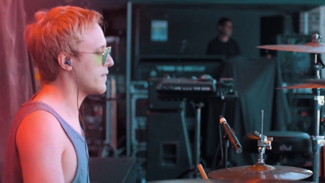 American Bandit - Facedown (Official Music Video)