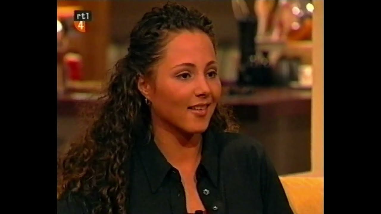 Katja Schuurman & Peggy-Jane de Schepper - Interview + Lover Or Friend (Live bij Koffietijd 2001) HD