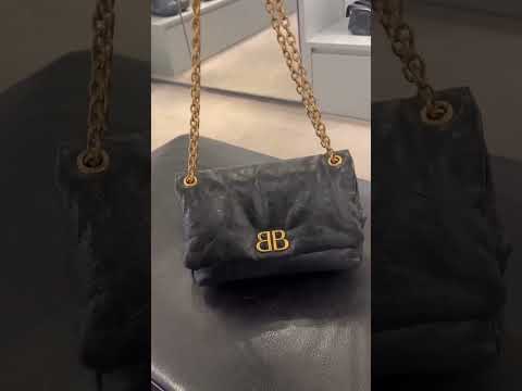 Video BALENCIAGA Women's Monaco Mini Bag Black 7929772AAR81000