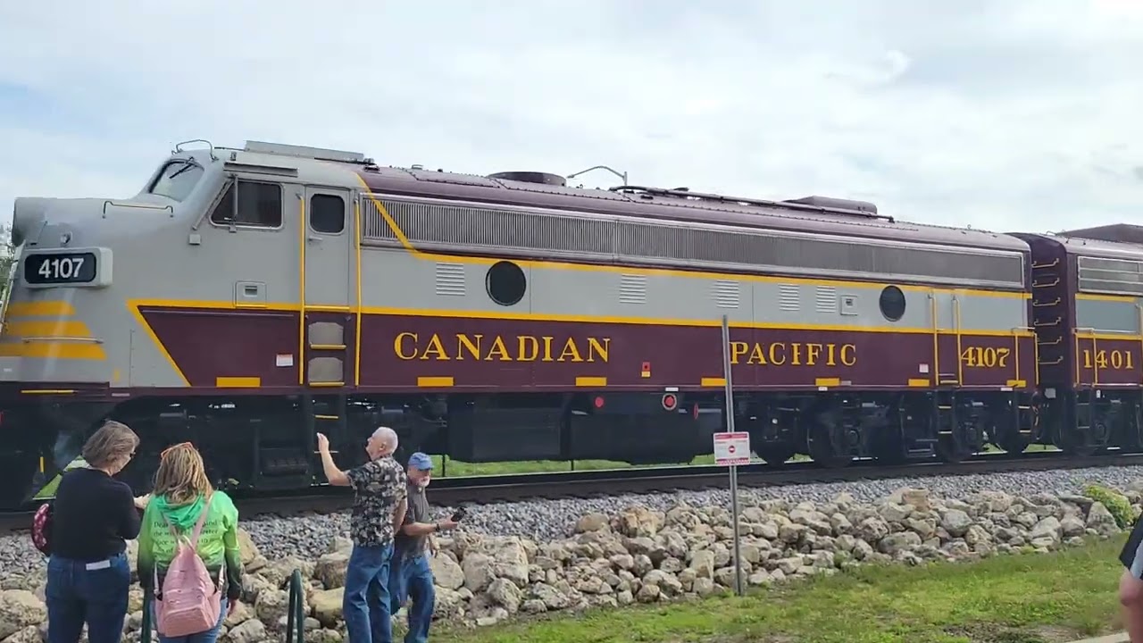 The Empress arrives in Davenport - CPKC 2816 - May 2024