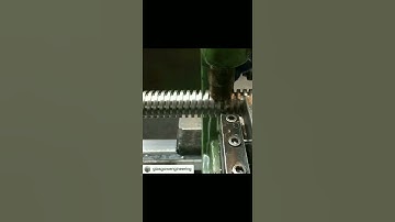 Square thread cutting today @glasgowengineering #shorts #lathe #engineering #cnclathe #metalwork