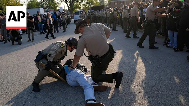 Federal agents detain multiple protesters outside Illinois ICE facility