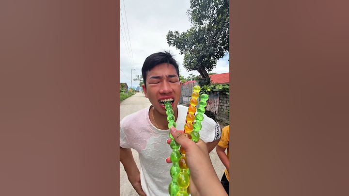 Jack Vlog Tries Unique Tanghulu in Dubai
