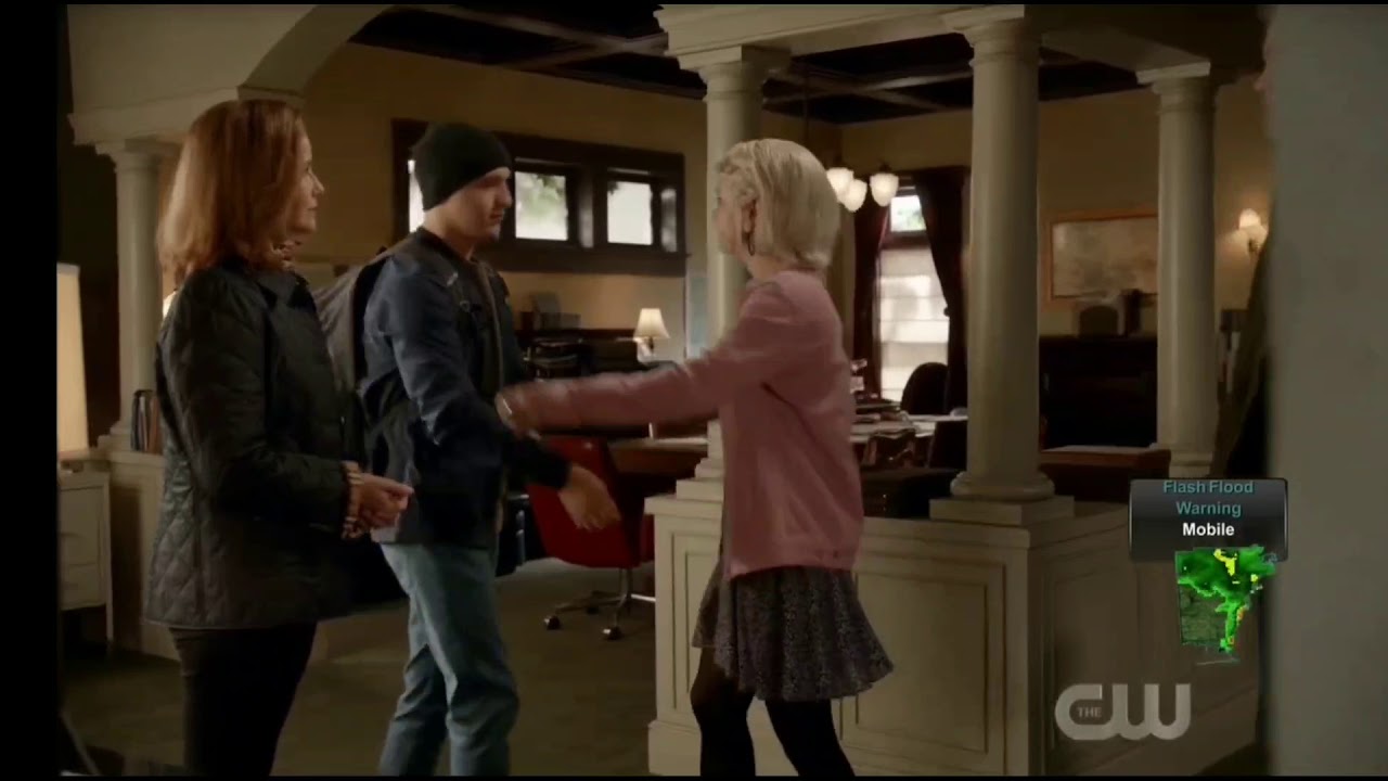 IZombie 5x09- Liv helps her mom and brother out of Seattle