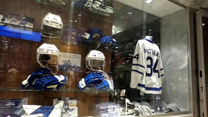 Toronto Maple Leafs on X: This setup tho 🔥 Shop @drewhouse x TML in store  at @ShopRSApparel  / X