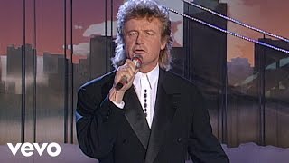 Peter Hofmann - Bridge Over Troubled Water (ZDF Melodien fuer Millionen 07.12.1997) (VOD)