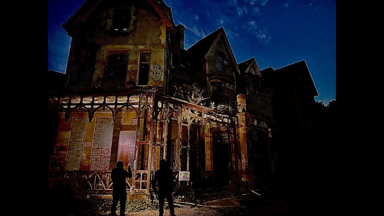 Urban Exploration [4K] (AT NIGHT) // Cairndhu House (HAUNTED) // Northern Ireland