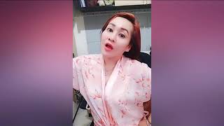 Tante sisca Live habis mandi
