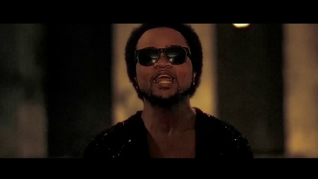 RoQy TyRaiD  "Crown Me"