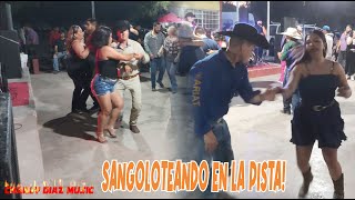 Sangoloteando En La Pista Con Los Atrevidos De Chihuahua ESOOO!