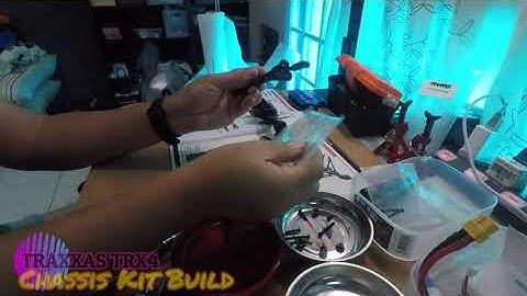 TRAXXAS TRX4 Chassis Kit Build - EP09 Suspension Link Assembly (Rear)