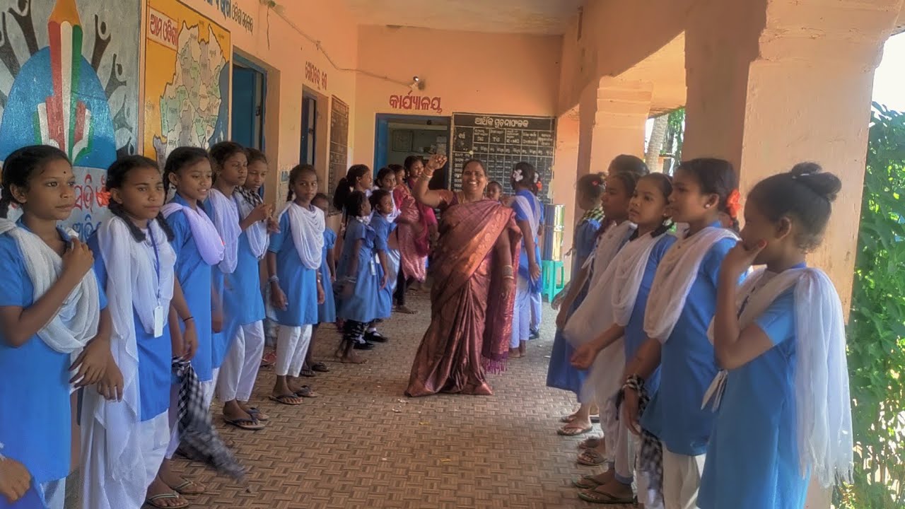 swacchata pakhawada 5th day  community  awareness campaign by h.j.pur school.