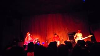 Le Butcherettes - Demon Stuck In Your Eye (Live)