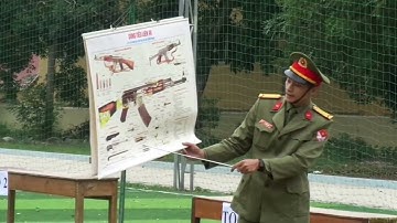 Quốc Phòng-An Ninh lớp 11: Súng tiểu liên AK và súng trường CKC