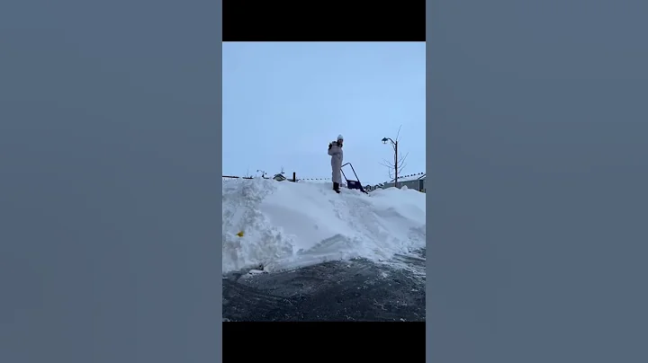 What's like to live in Canada ! #winterincanada #shorts