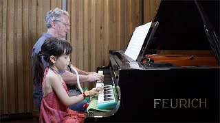 50 Father-Daughter Moments at the Piano - Baby to 7 Years Old (dur: 33 mins)