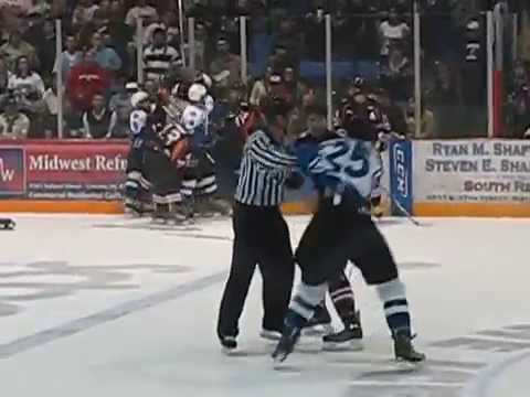 Stars vs. Phantoms hockey fight 10-16-09