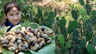 A Traditional Food You Never Seen! Cooking Coconut Worm with CACTUS Vegetable - Dalin Ancient Life