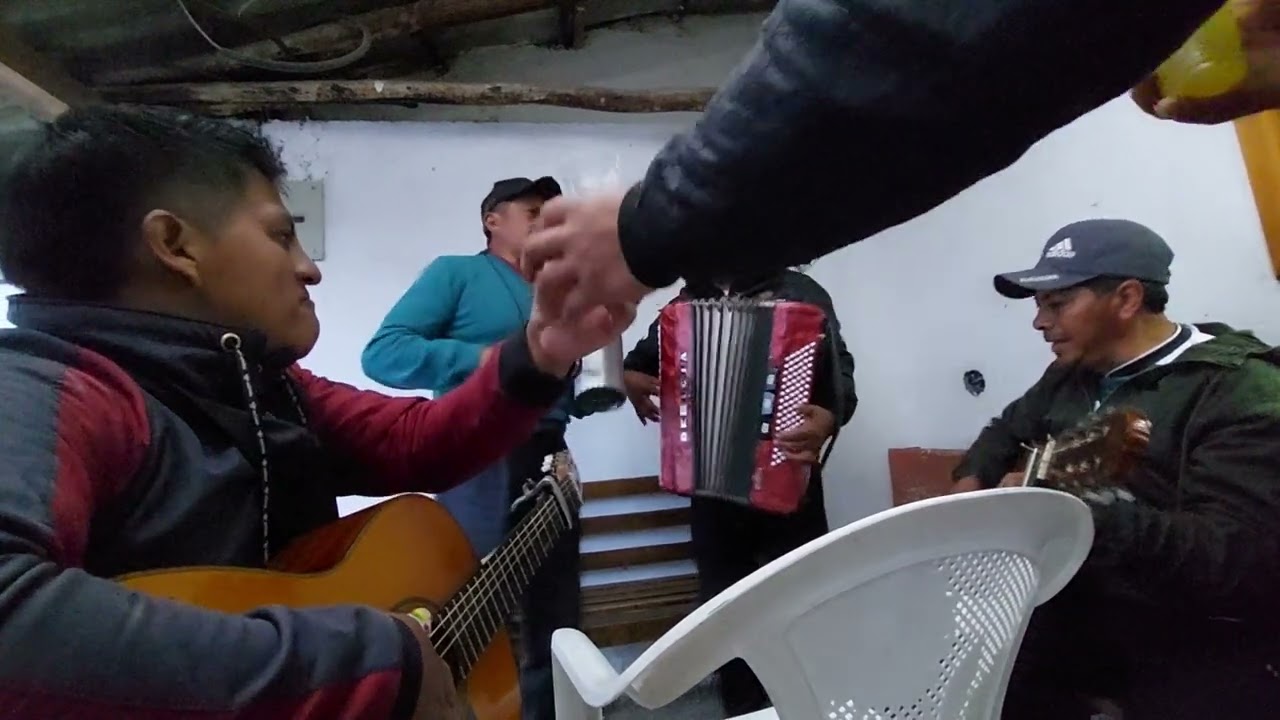 💯%🇪🇨Mejores Sanjuanitos Cayambeños #2 junto al máster Antoni Alba 🎹.