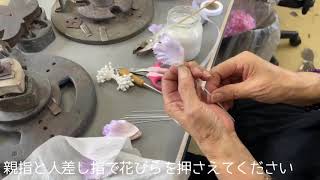 コサージュ・髪飾り・Ｒｏｓｅ７・製造メーカーの町田造花、カトレア花作り方紹介動画。
