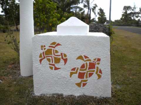MUSIQUE TRADITIONNELLE KANAK..NENGONE. - YouTube