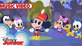 Mickey Mouse March | Disney Junior Wonderful World of Songs | Mickey Mouse Funhouse | @disneyjunior Resimi