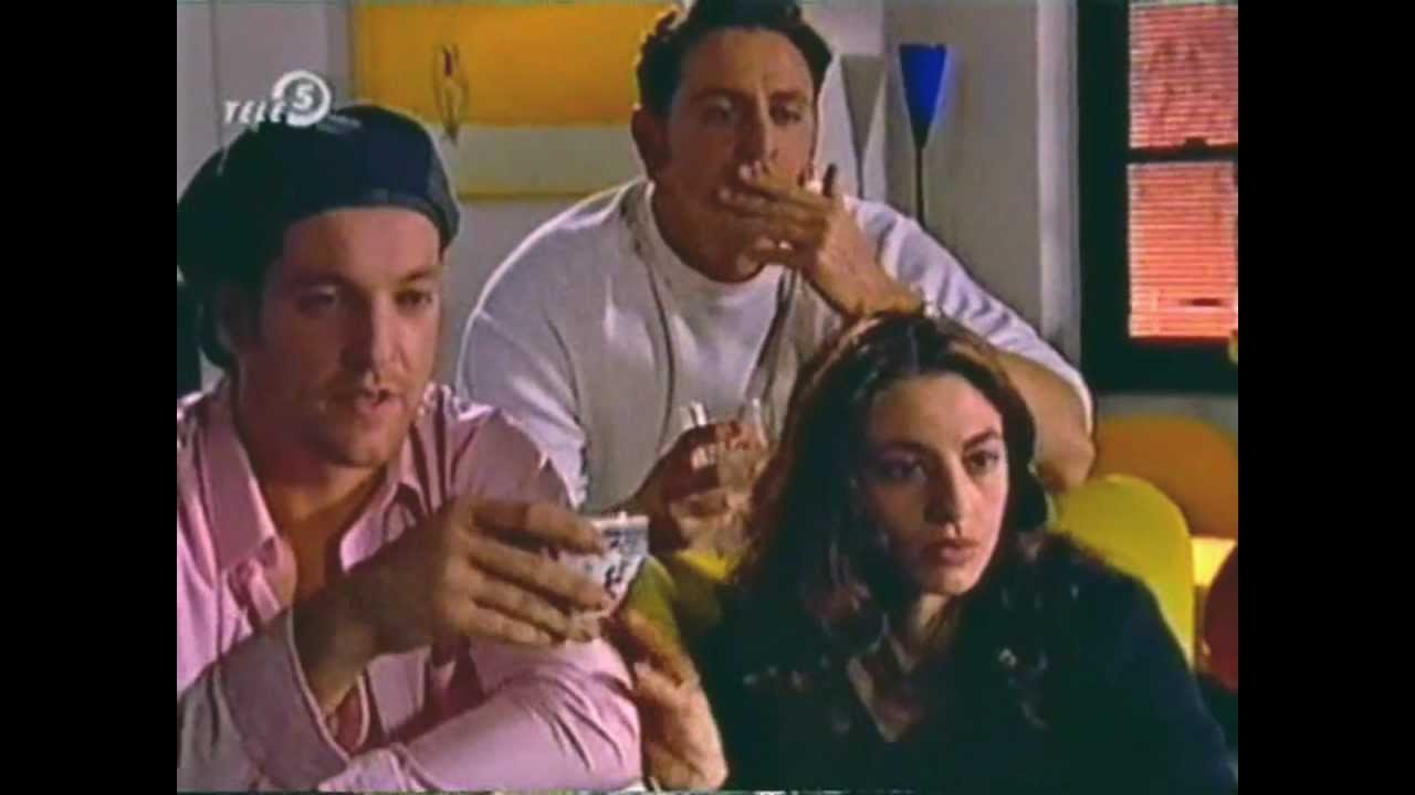 Claudia Black in City Life ep06 1996 season 1 farscape the peacekeeper wars