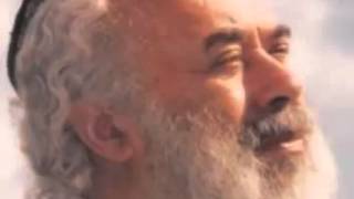 Mikdash Melech - Rabbi Shlomo Carlebach
