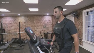 Experts weigh in on whether weighted vests actually work
