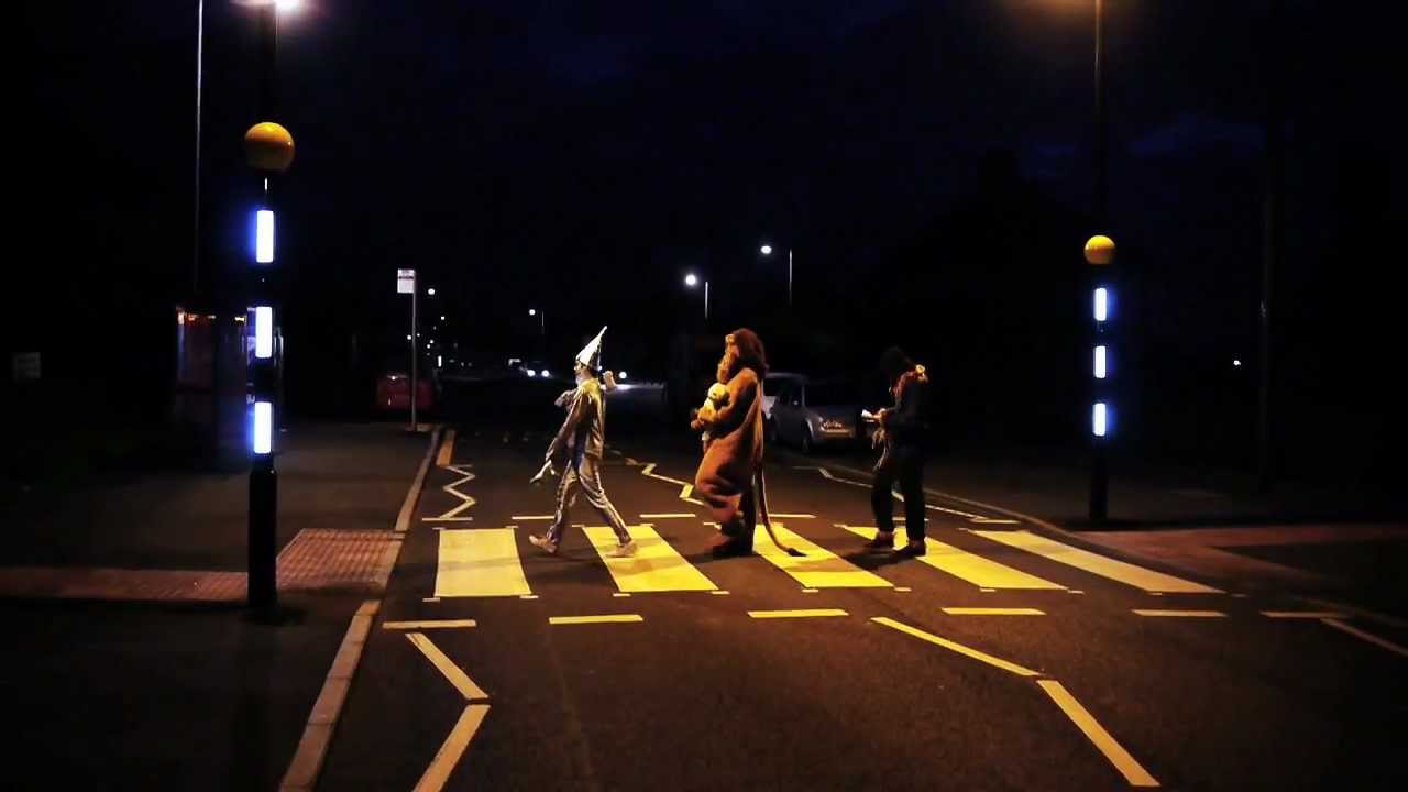 The Grand Gestures - There's No Place Like Home