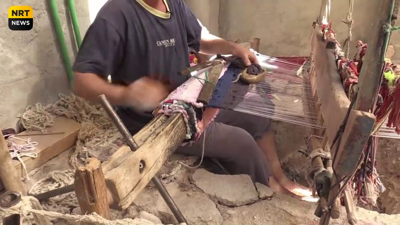 Traditional carpet weaving in central Iraq unravels