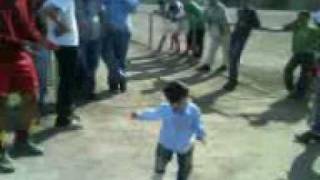 1 Yasinda Kolbasti Oynayan Cocuk Furkan Keles