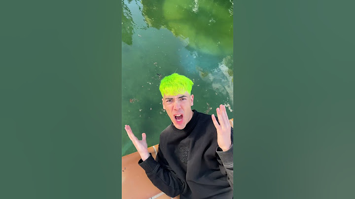 CRUZANDO la Piscina Tóxica con Cinta AMERICANA! (me Muerden)