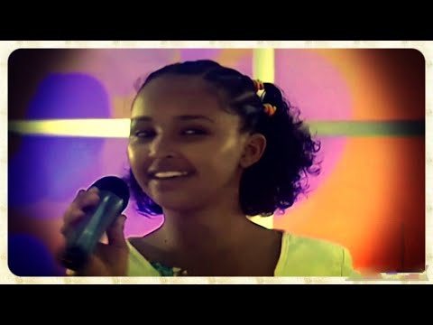 مي عمر نالت على يدها قصيدة يزيد بن معاوية