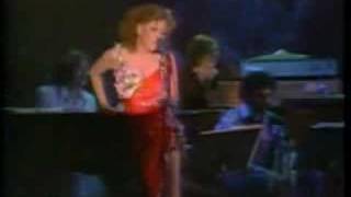 Bette Midler - La Vie en Rose