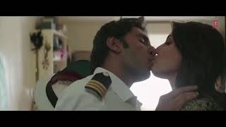 Anushka Sharma And Ranveer Singh Hot Kissing Scene #anushka #anushkahotkiss #romantickiss