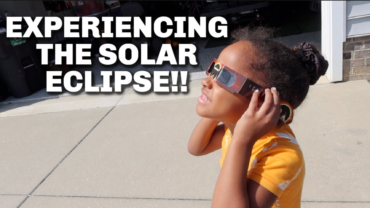EXPERIENCING THE SOLAR ECLIPSE!! - YouTube