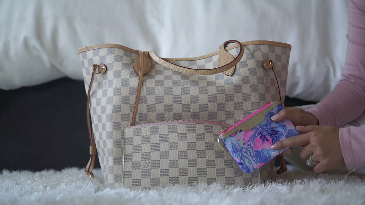 What's in my travel bag - Louis Vuitton Neverfull MM Damier Azur 