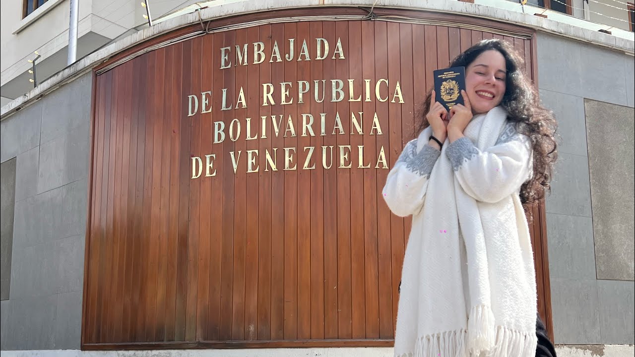 RECOGER MI PASAPORTE EN BOLIVIA FUE TODO UN CAOS / Keki Rojas.