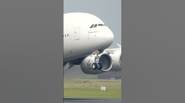 A380 Super TAKEOFF