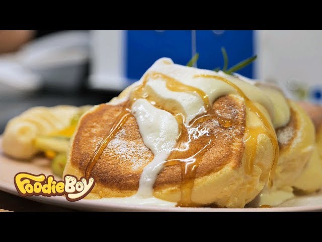 Souffle Pancake / Seoul Korea / Korean Street Food / 수플레 팬케이크 / 서울 강남역 19티