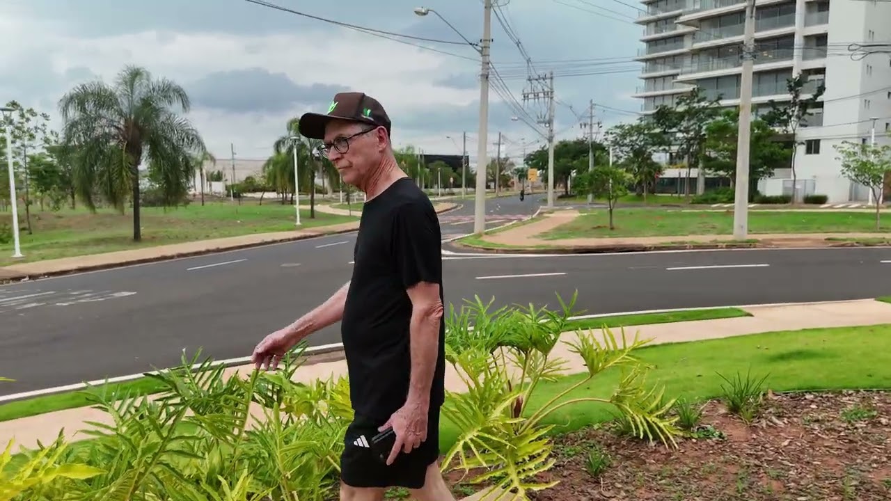 Oito Minutos com Mix de Drones By Moriel