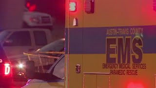 Teens injured after trying to stab a man on a bus in north Austin, police say