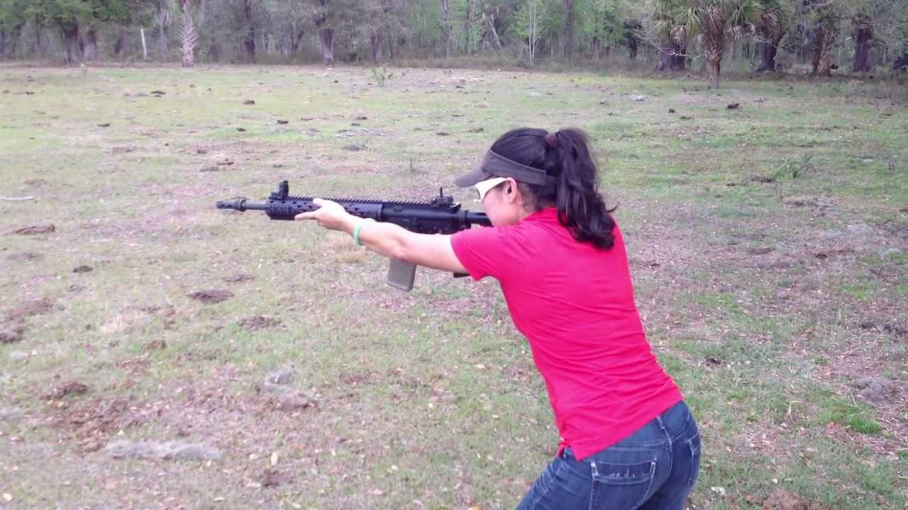Gabby Franco shooting the .300 Blackout AR15 like a Girl, AR15's aren't for Sissies!!