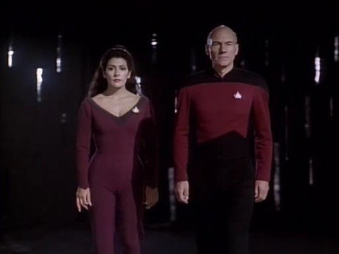 Re: Star Trek TNG Camel Toe!