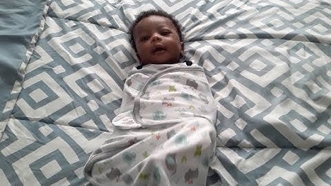 How To Swaddle Baby With SwaddleMe